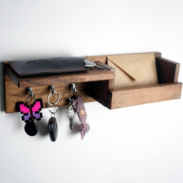 Citrovita Walnut Wood Key Holder – Wall Mounted Organizer Rack